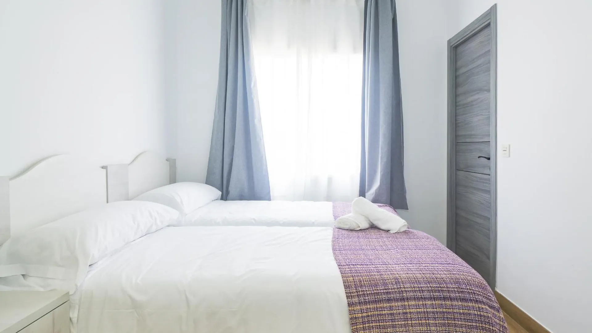 펜션 Cubo'S Casa El Candil 6 Pax 알하우린엘그란데 스페인