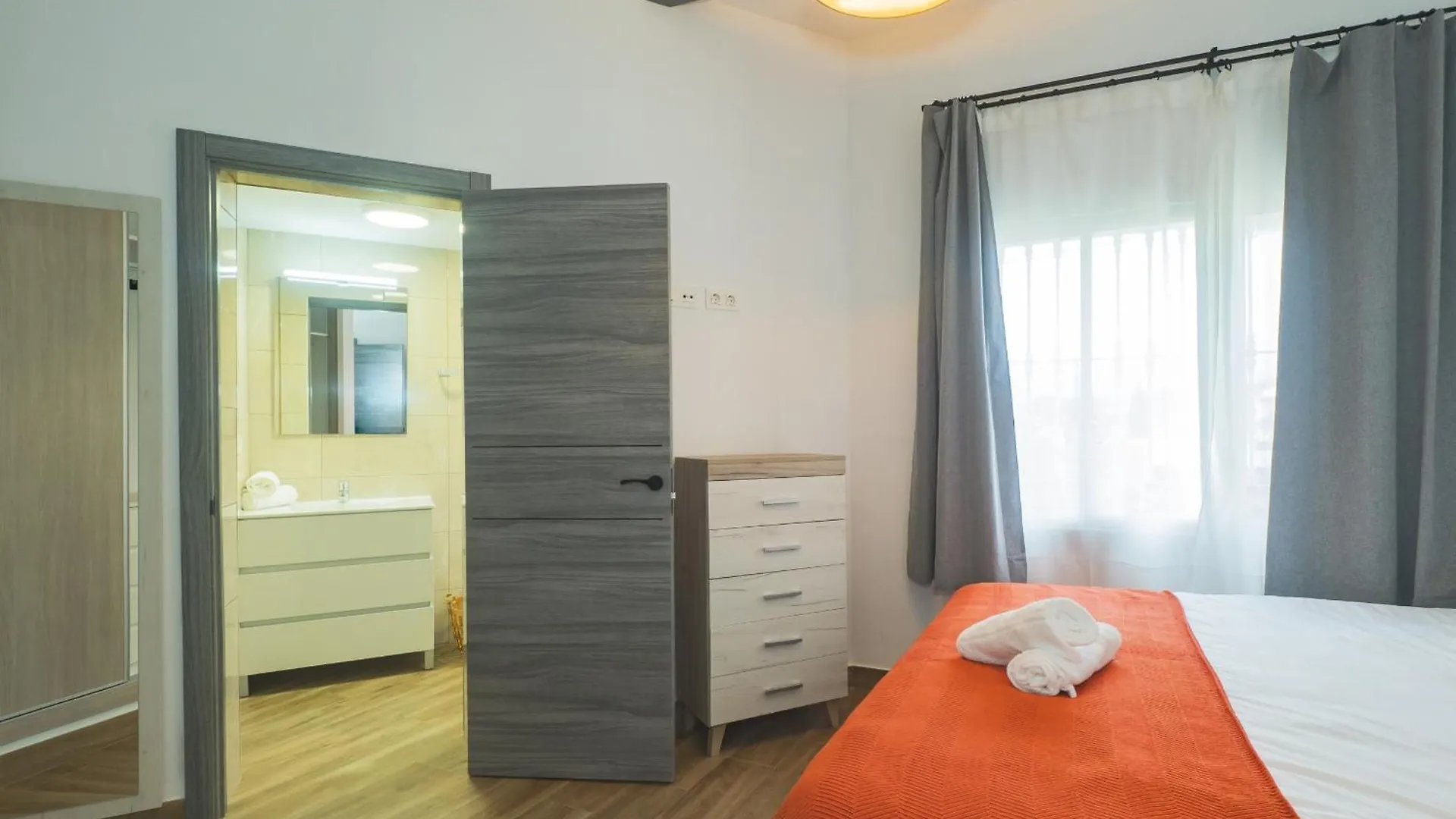 Cubo'S Casa El Candil 6 Pax 알하우린엘그란데 펜션